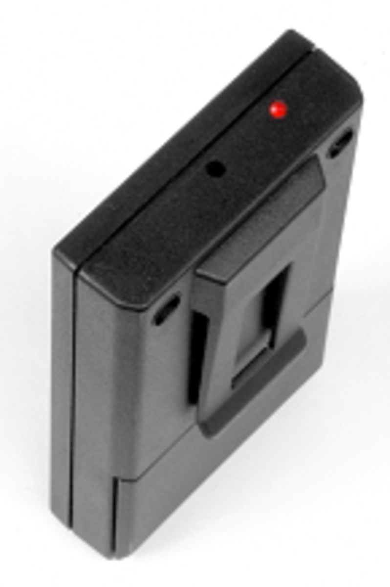 COMM-Connect 3018 SafeOne Radio Frequency Monitor Kit With Pouch For 30MHz to 10GHz Coverage - Image 2