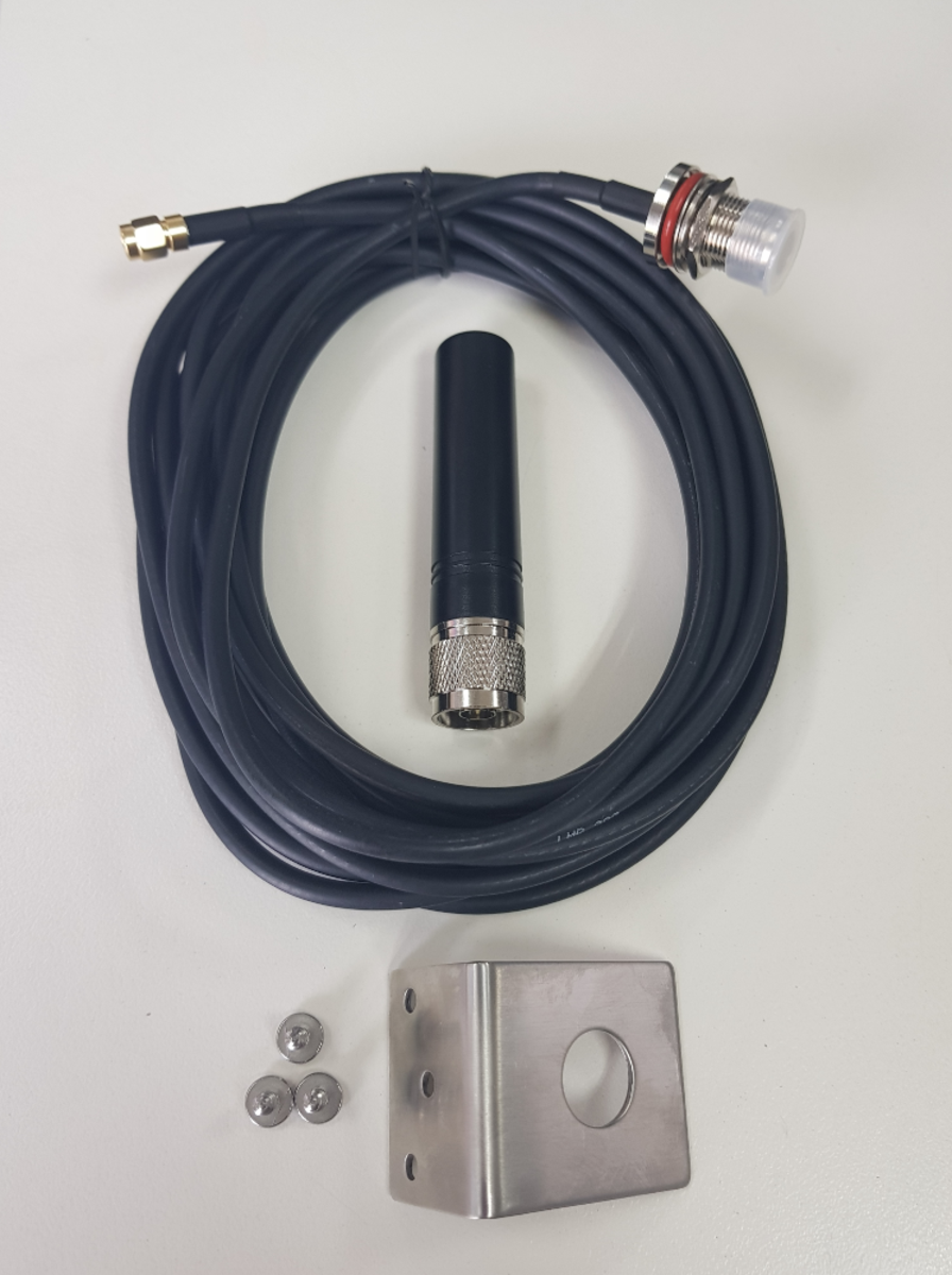 X10DR Multi-Polarity N-Type Rack Mount 2dBi Antenna Kit Suits 5.2m SMA(M) RP Connector - Image 2